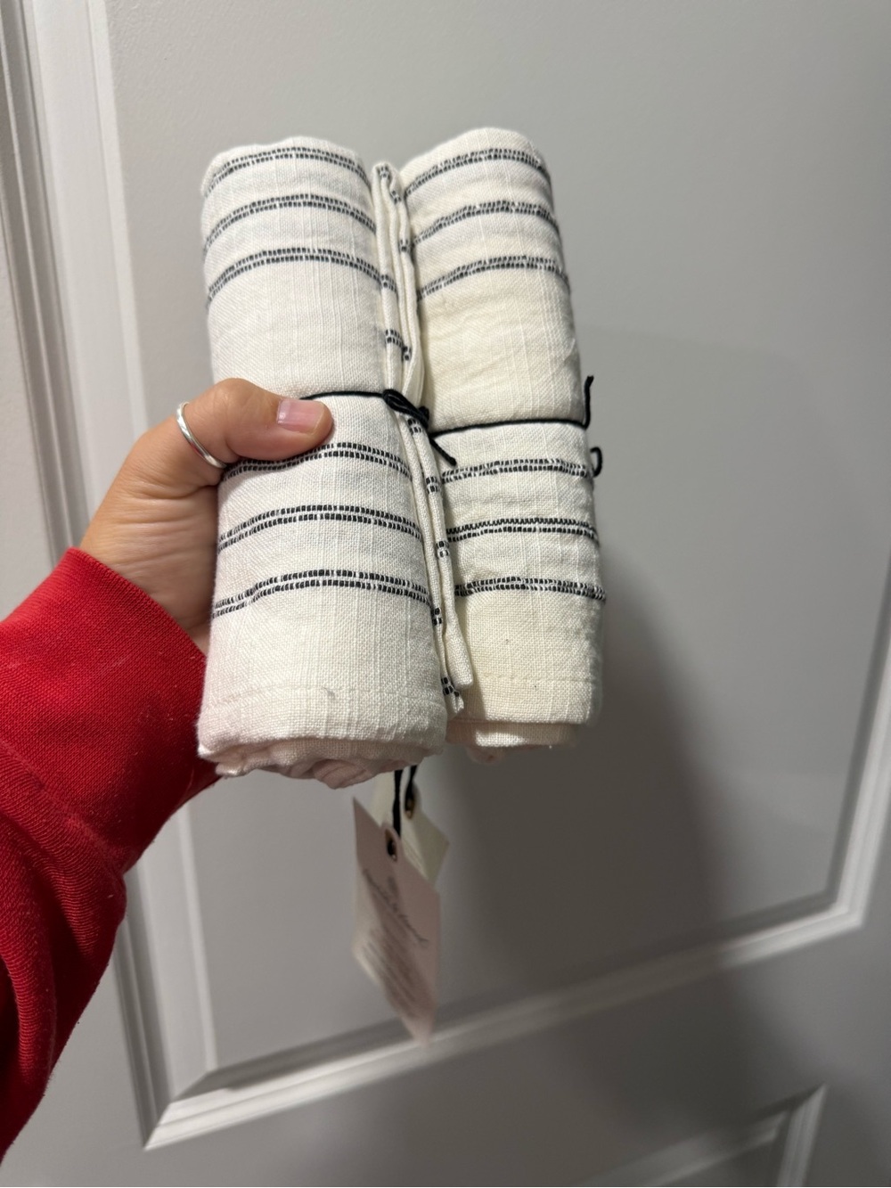 NWT set of 2 hearth & hand flour sack towels